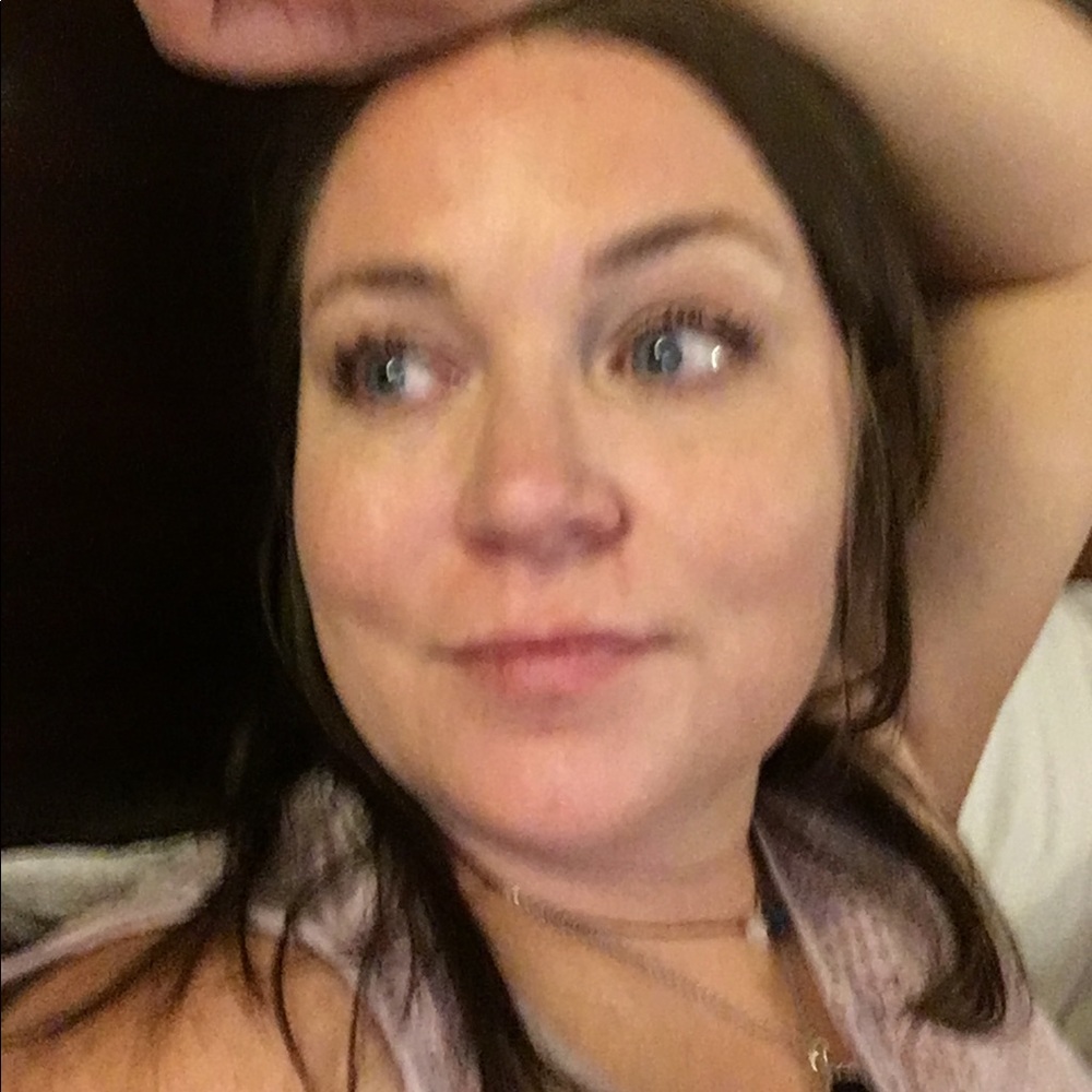 Meet your Posher, Jeanette
